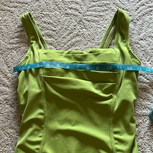 Vintage Newport News Green One Piece Swimsuit with Ruched Bust Size 4 - Picture 9 of 13